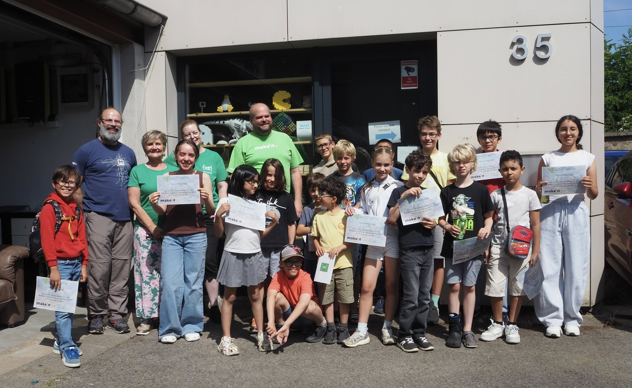 Robotik-Summer-Camp im WARP3: eine Woche, die gute Laune macht